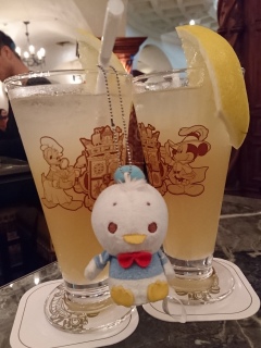 �}�[�����Y���E���W